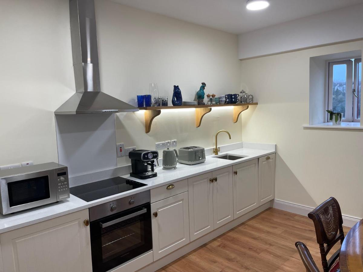 Riverfront Apartments At The Blue Goat Ramelton المظهر الخارجي الصورة