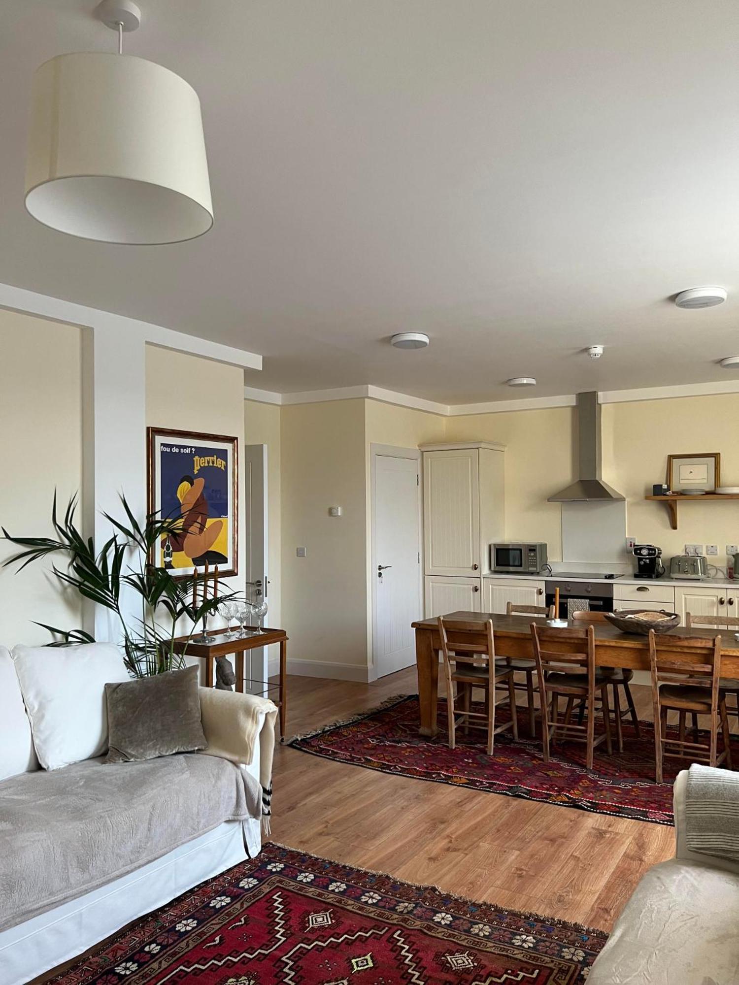 Riverfront Apartments At The Blue Goat Ramelton المظهر الخارجي الصورة